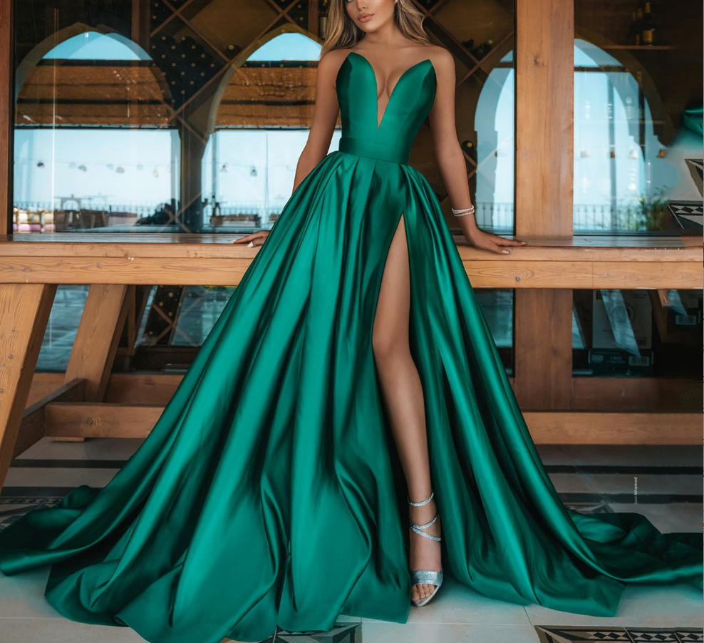 Deep V-Neck Slit Party Dresses