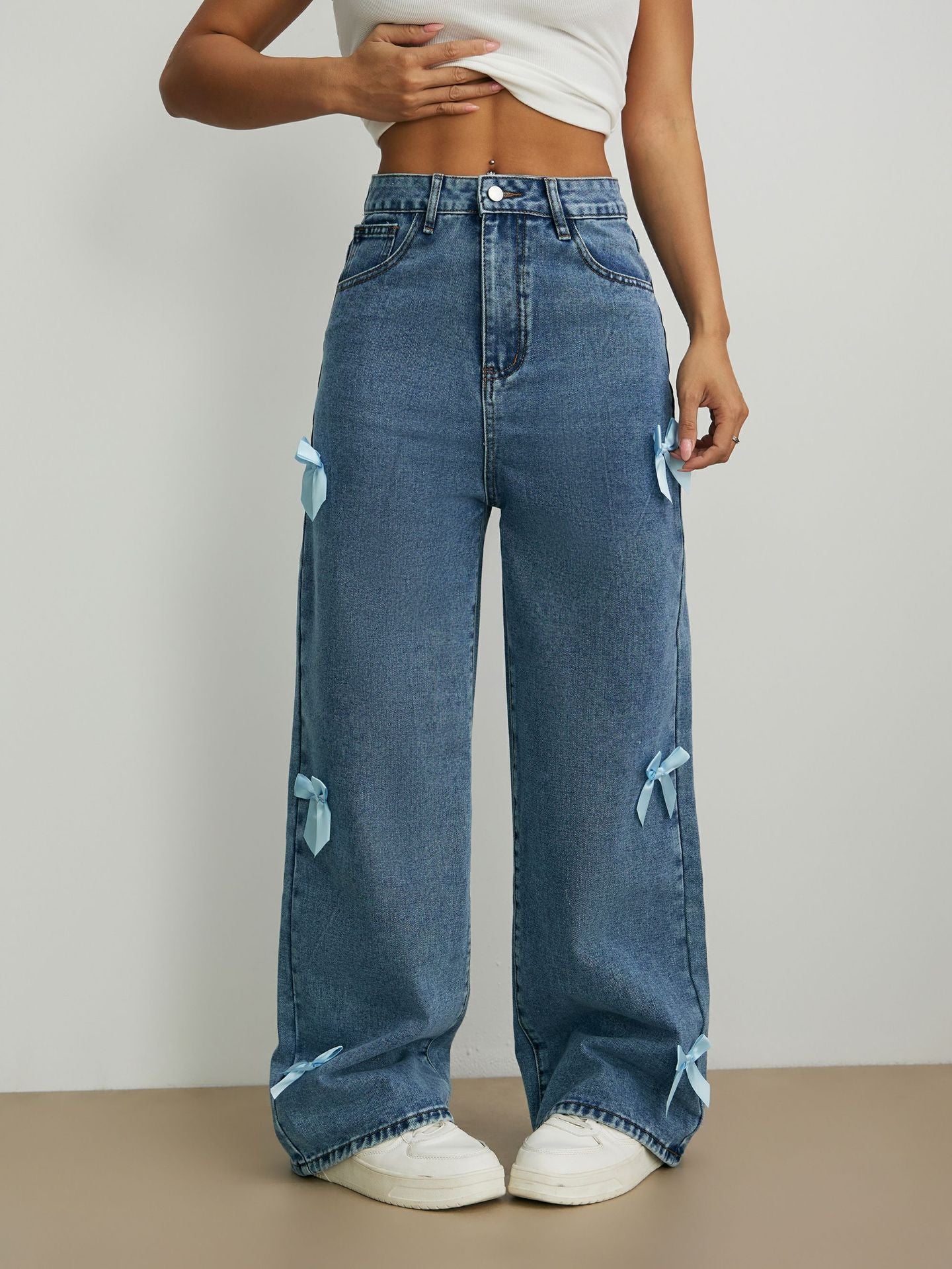 Bow-tie Washed Denim Jeans