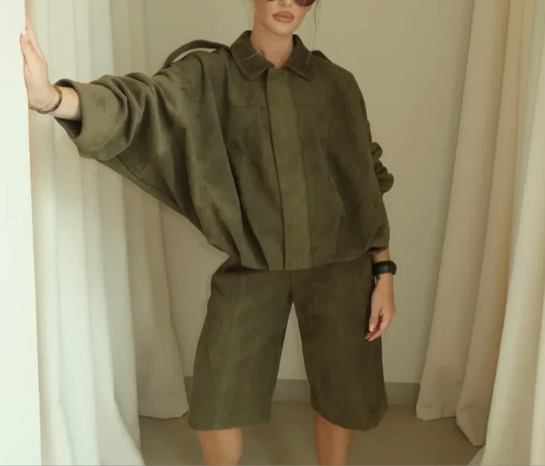 Batwing Sleeve Zipper Casual Jackets