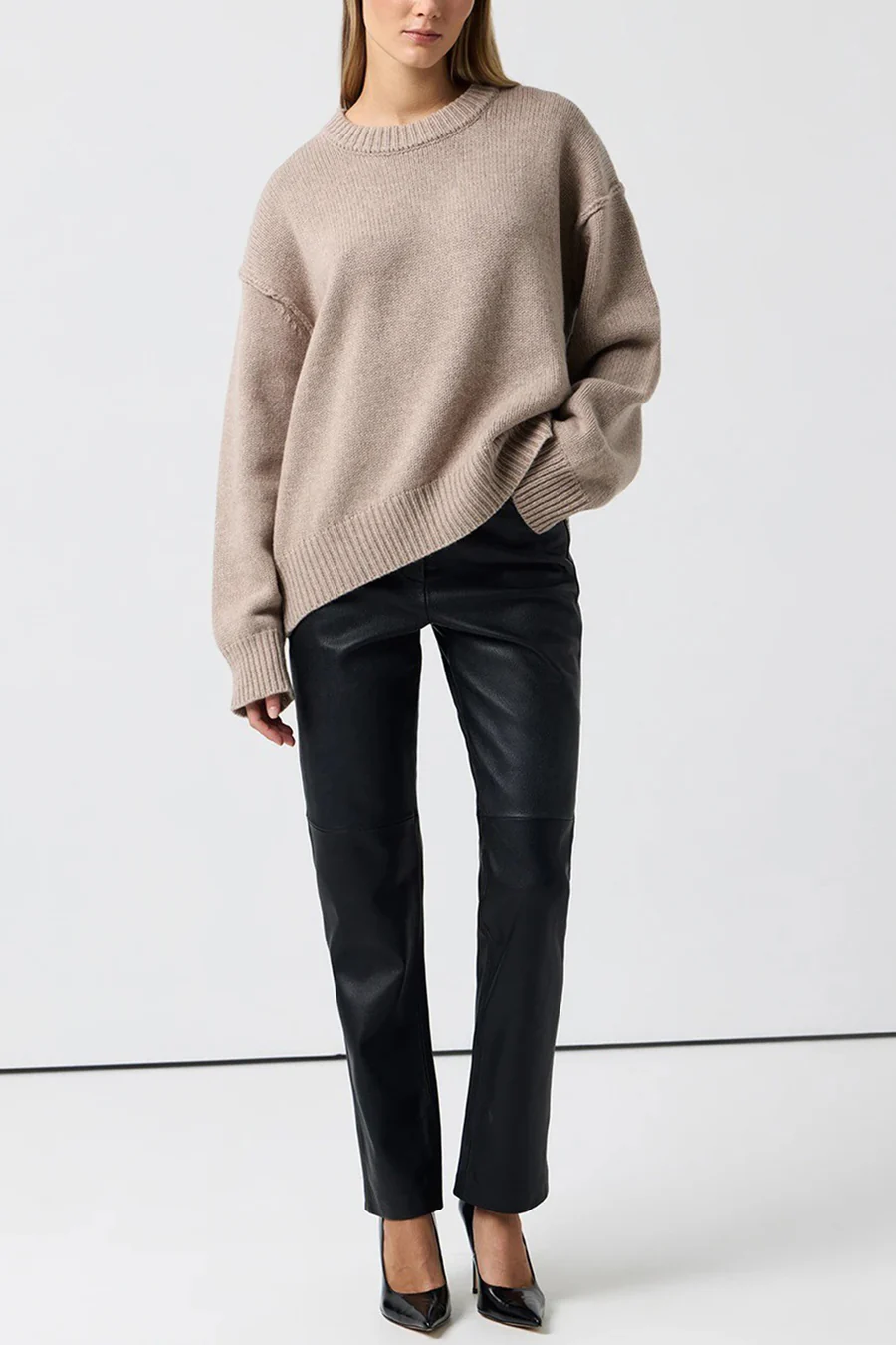 Round Neck Solid Color Pullover Sweaters