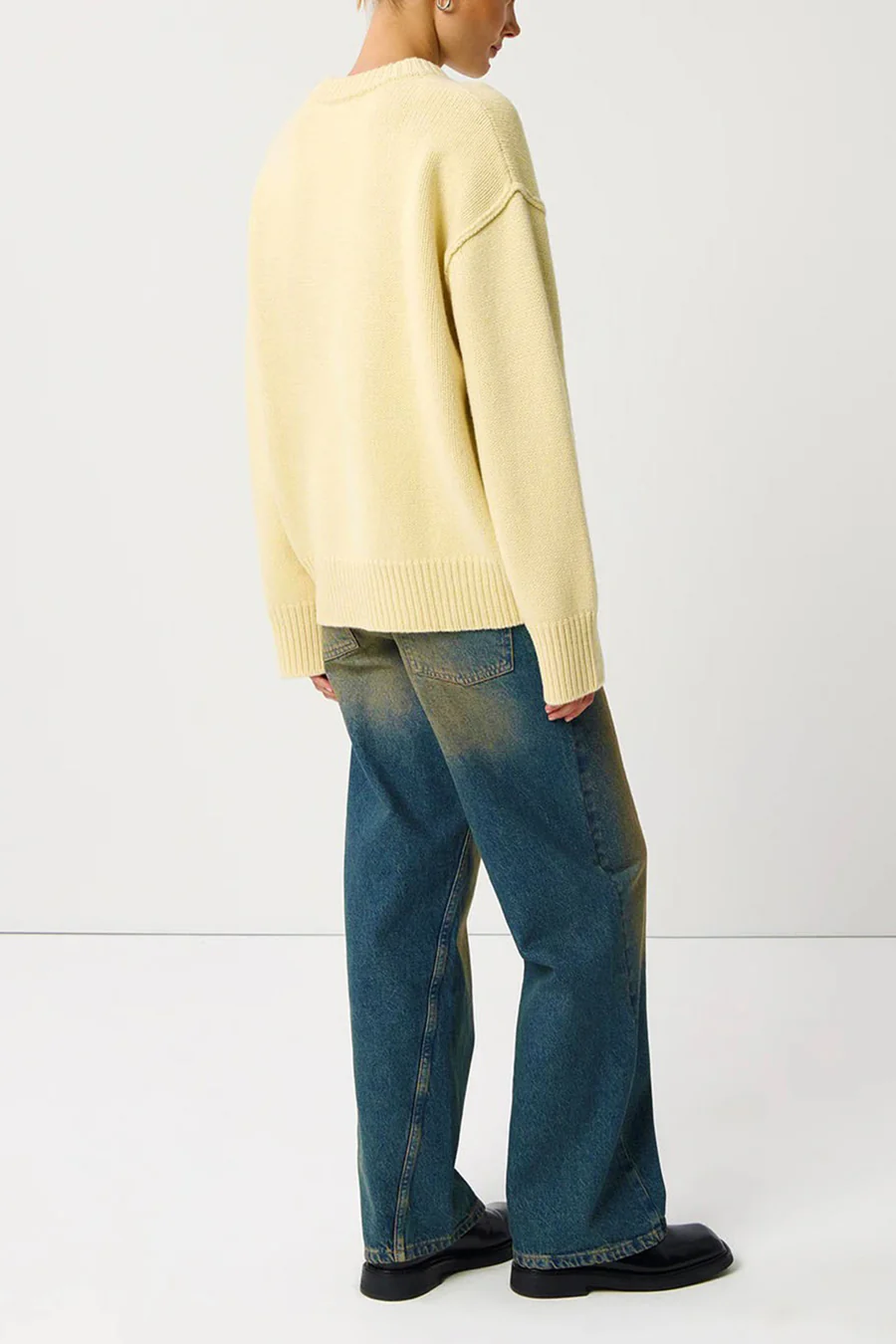 Round Neck Solid Color Pullover Sweaters