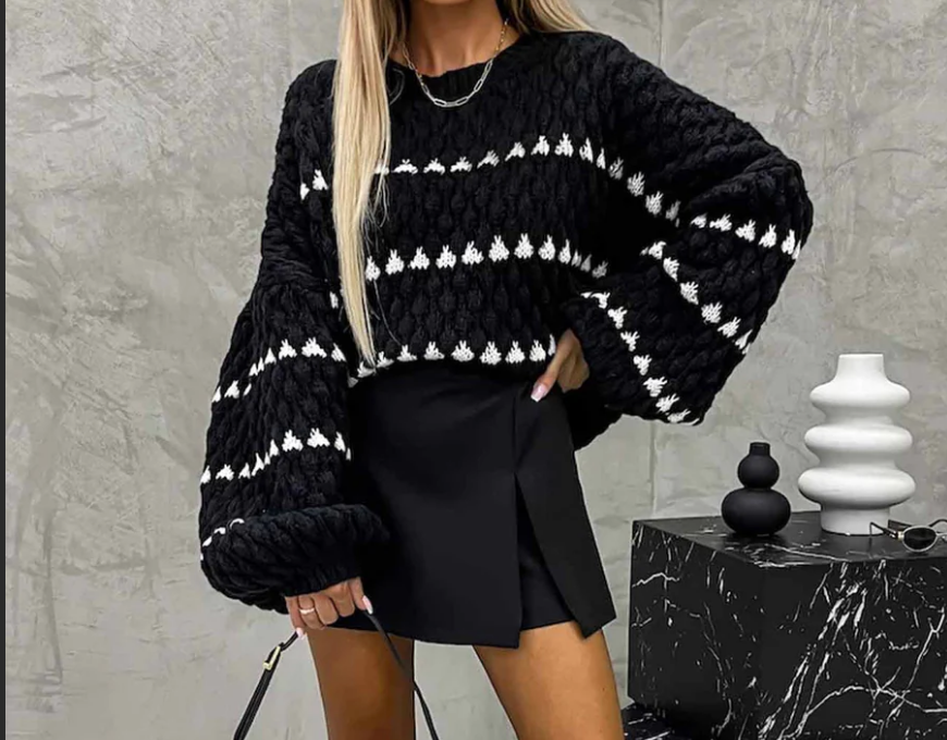 Striped Crew Neck Bat Sleeve Sweaters